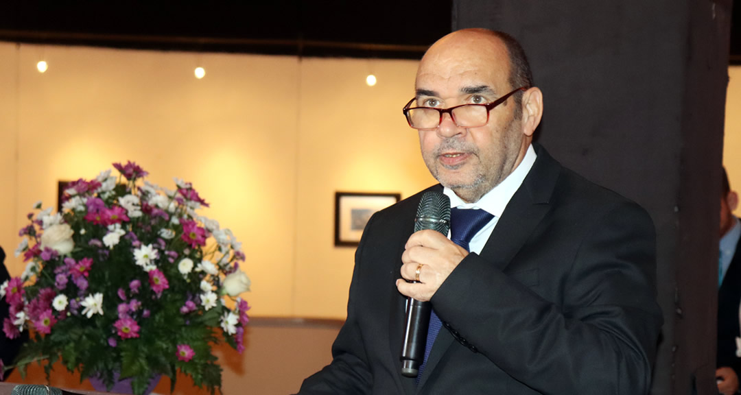 Doctor Luis Alfredo Lobato Blanco durante su intervención