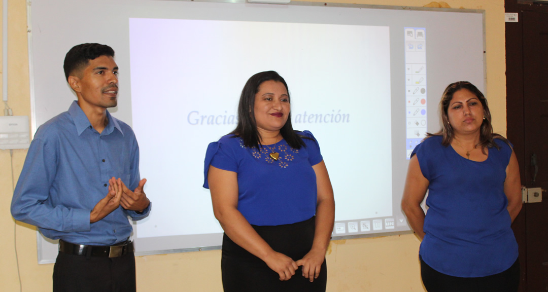 Estudiantes de Innovación y Emprendimiento remarcaron el compromiso de los educadores con la asignatura AEP.