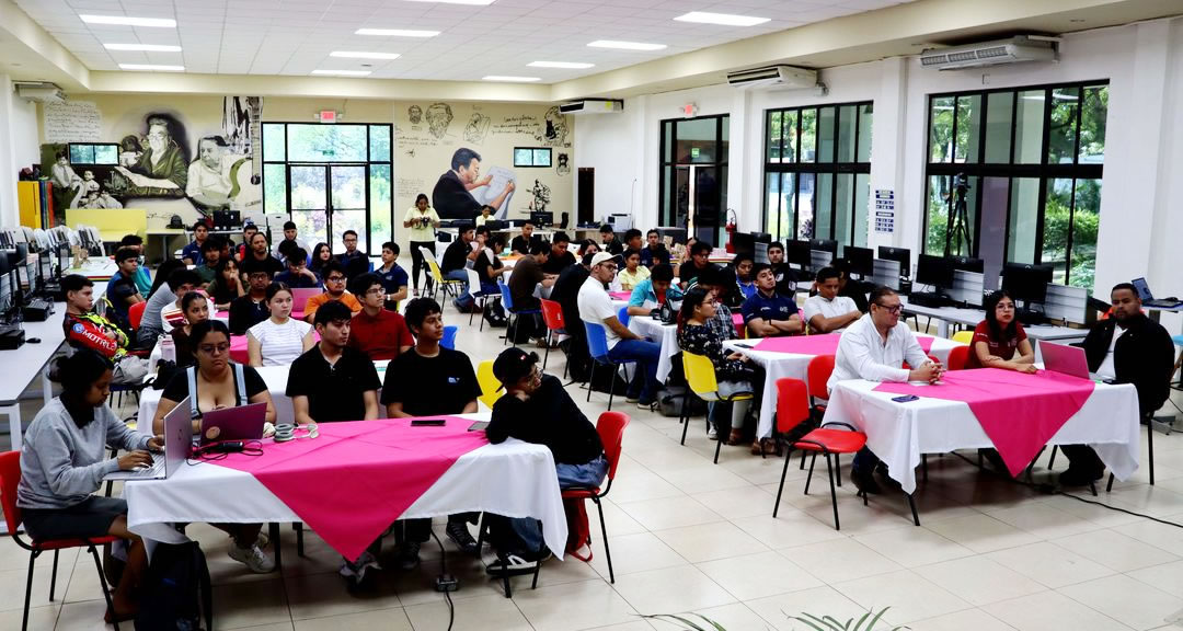 Equipos inscritos en Hackathon Nicaragua 2026 se preparan para la presentación de sus propuestas