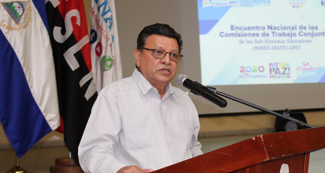 MSc. Jaime López Lowery, Vicerrector General de la UNAN-Managua durante su intervención.