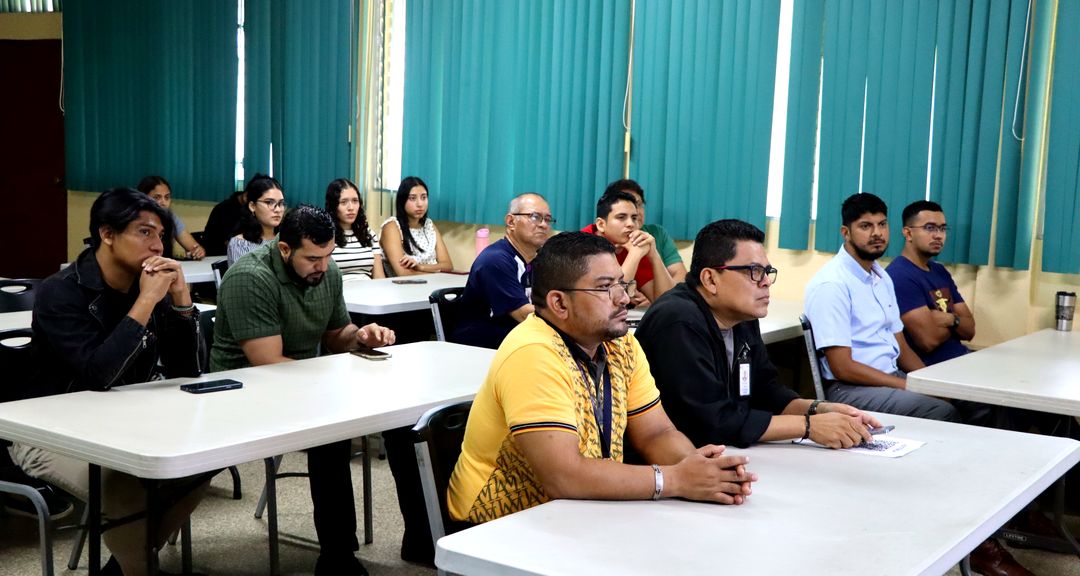 Resaltan en charla la importancia de la investigación científica para la protección de los recursos hídricos