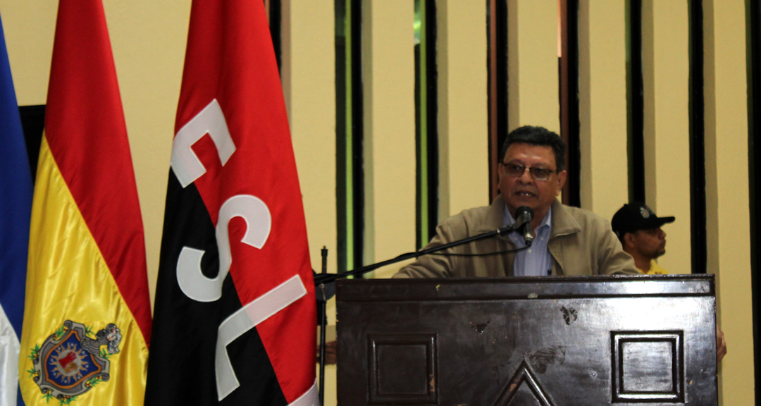 El MSc. Jaime López Lowery, Vicerrector General de la UNAN-Managua durante su intervención.