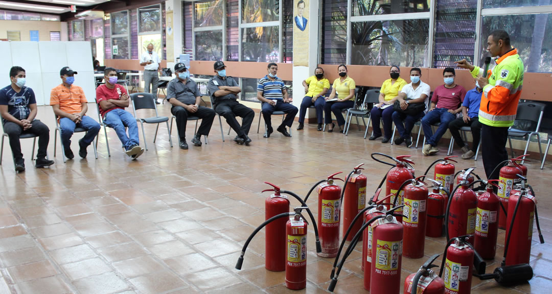 UNAN-Managua, garante de óptimas condiciones laborales y prevención de riesgo