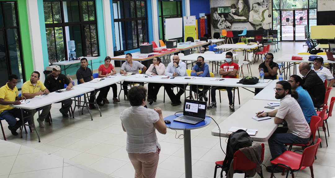 Personal de la UNAN-Managua se capacita en el marco del proyecto de creación de Jardín Botánico