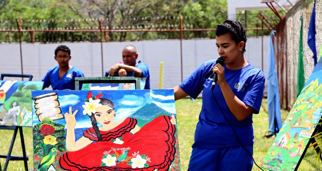 Estudiantes del Programa UNICAM participan en Concurso de Pintura