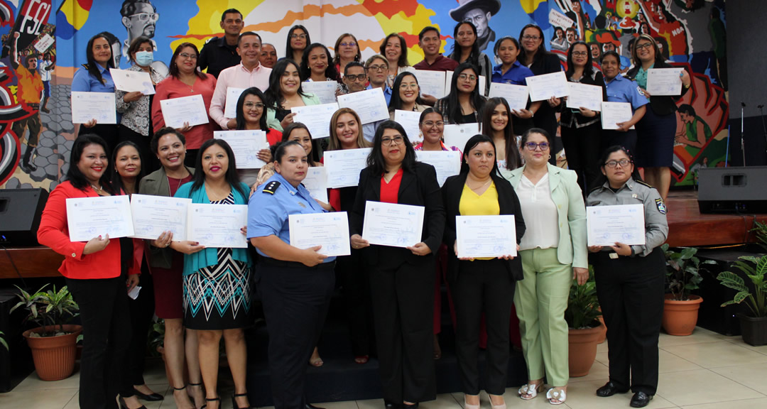 Funcionarios finalizan diplomado en Derechos Humanos de las Mujeres y Prevención de la Violencia