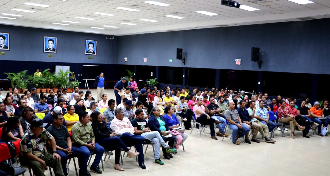 Docentes y estudiantes son capacitados en el tema de Educación y Seguridad Vial