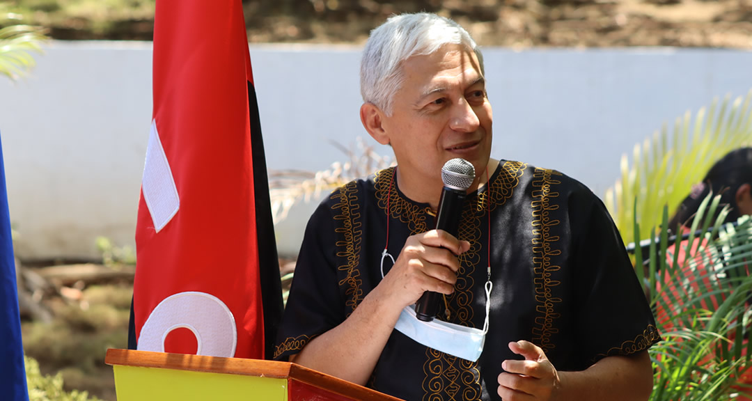 Javier Bautista Lara, escritor nicaragüense