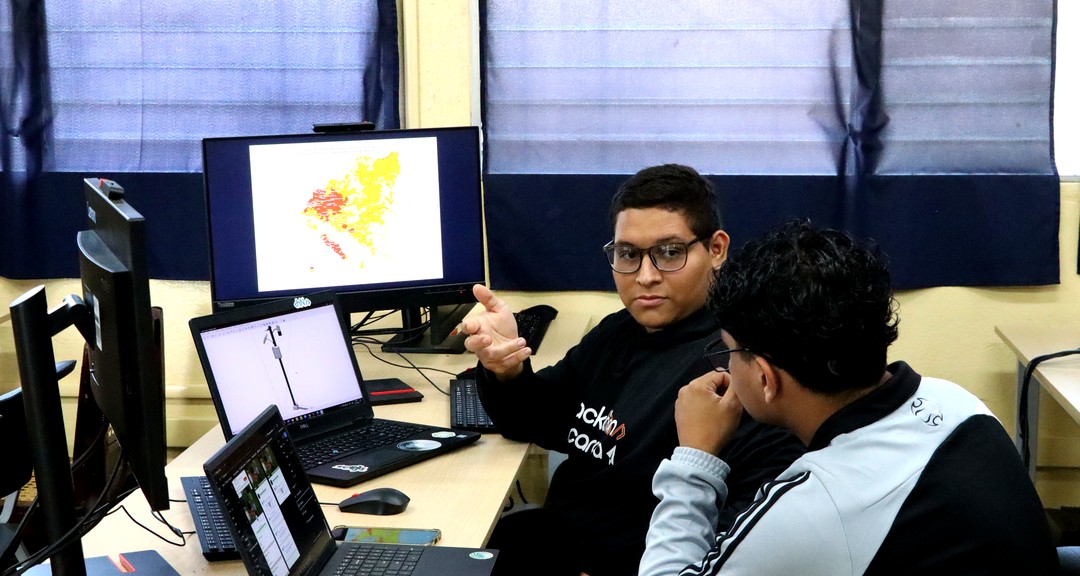 Predicción centinela: la nueva frontera tecnológica creada por estudiantes de la UNAN-Managua/CUR-Carazo