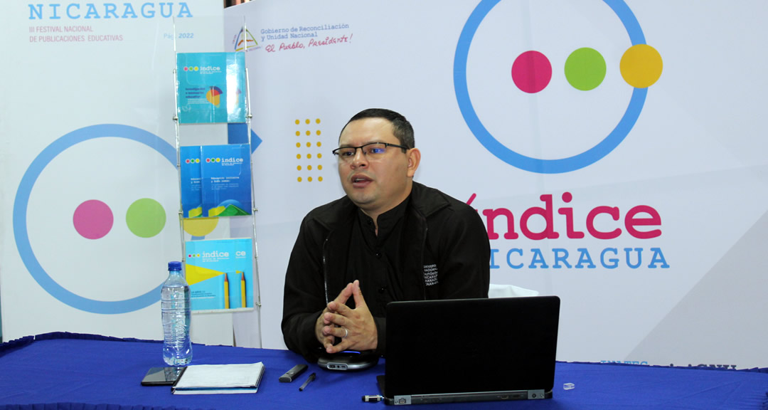 Dr. Adolfo Díaz Pérez, facilitador del taller