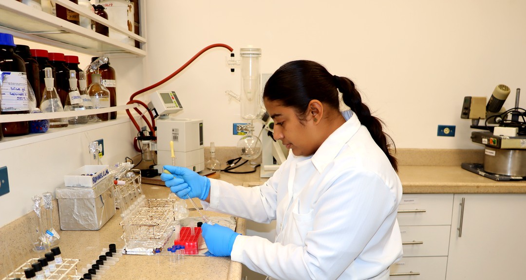 Estudiantes de carreras afines al medioambiente cuentan con espacios científicos para su formación