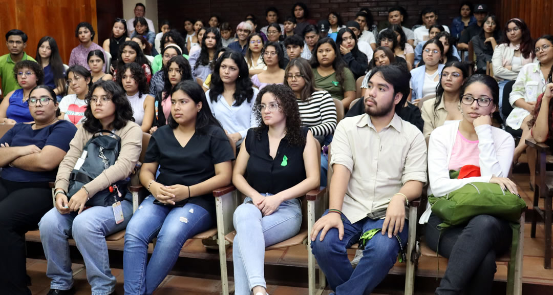 Abordan en panel la importancia de la salud mental en el ámbito laboral y académico