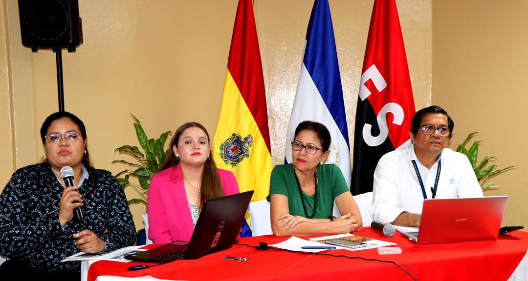 Acción y pensamiento del Comandante Chávez, tema de análisis en foro académico