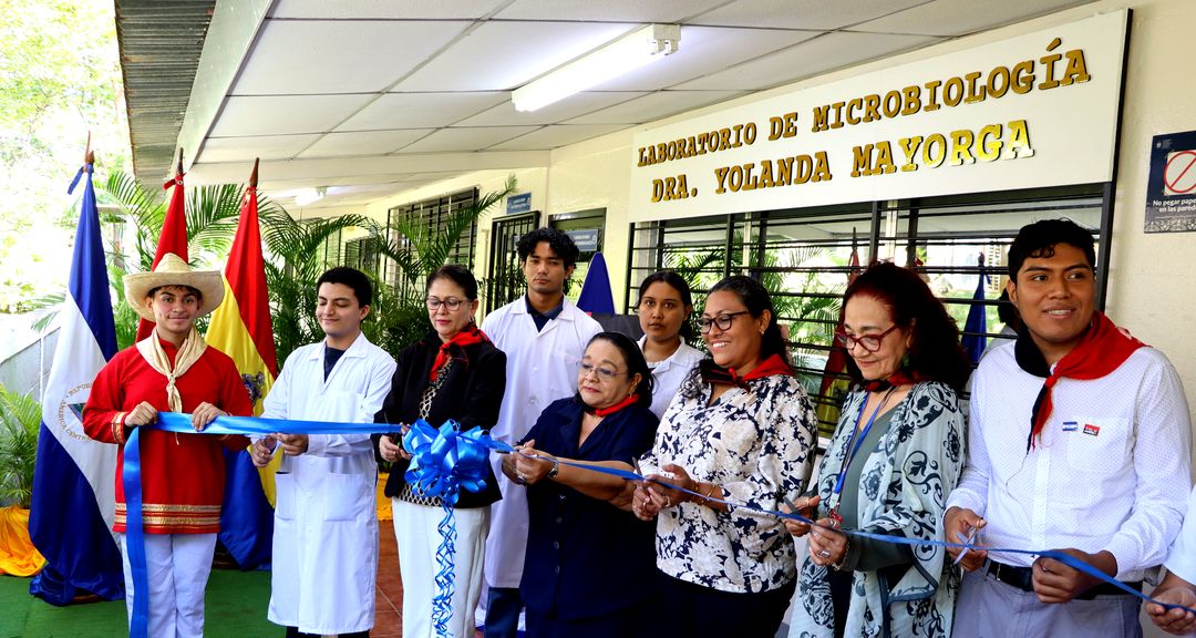 Laboratorio de Microbiología, espacio para el fortalecimiento de futuros profesionales de ciencias y salud