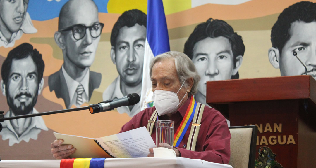 Doctor Díaz Lacayo en su intervención