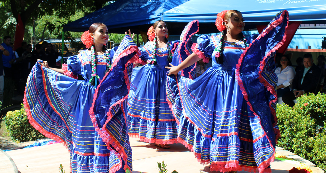 Parte de las actividades culturales en homenaje a Gordillo