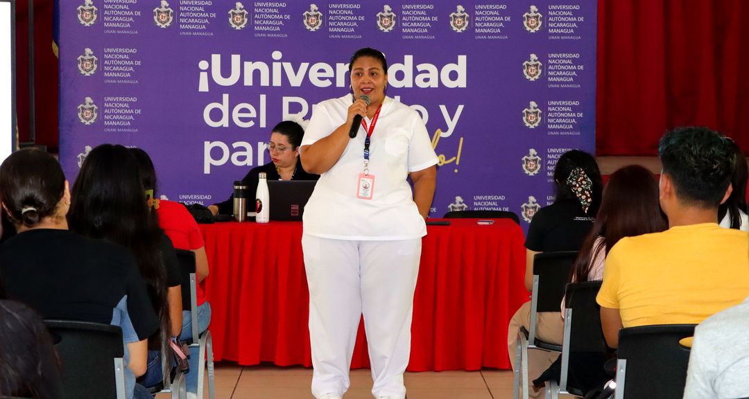 Futuros enfermeros del CUR-Matagalpa reflexionan sobre principios deontológicos