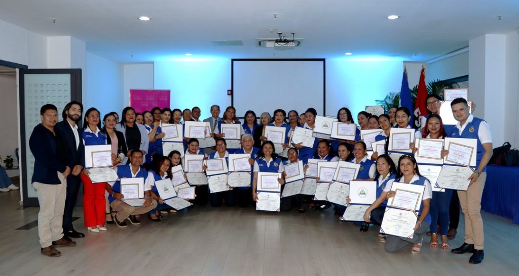 UNAN-Managua fortalece capacidades de servidores públicos para la atención a familias nicaragüenses