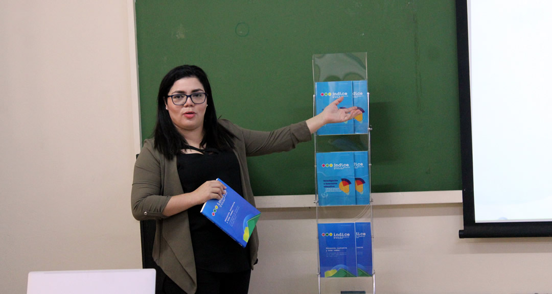 Máster Nohemí Rojas Icabalzeta, directora de Índice, Revista de Educación de Nicaragua