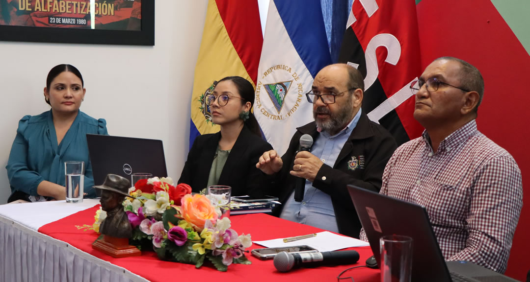 Universitarios reafirman su compromiso con los principios revolucionarios de Fidel y Tomás