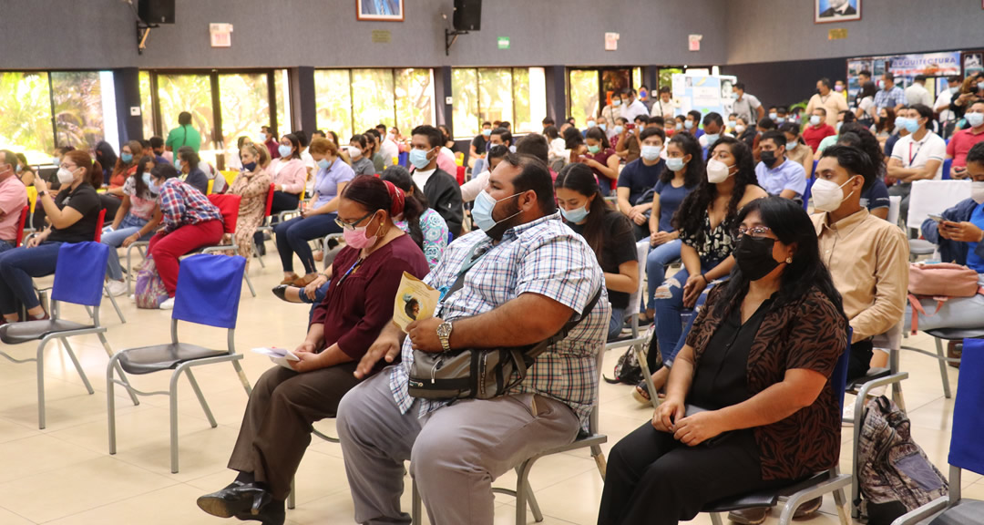 La comunidad universitaria de la UNAN-Managua asistió al acto inaugural