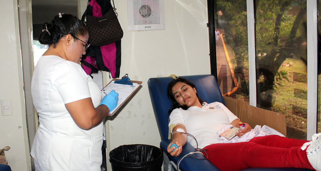 Personal del CIRA UNAN-Managua se suma a la jornada de donación de sangre 2023