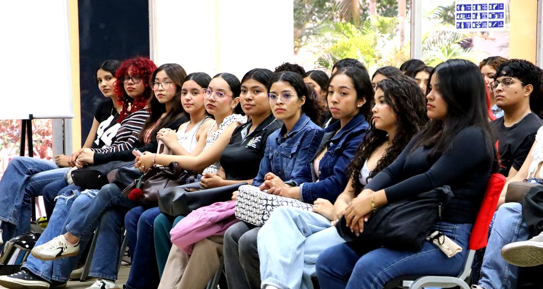 Jornada Científica de Ciencias Económicas y Administrativas, promueve la investigación en los estudiantes