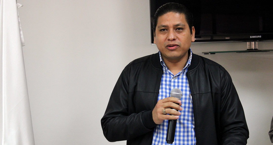 Máster Byron Vado, director del Departamento de Derecho