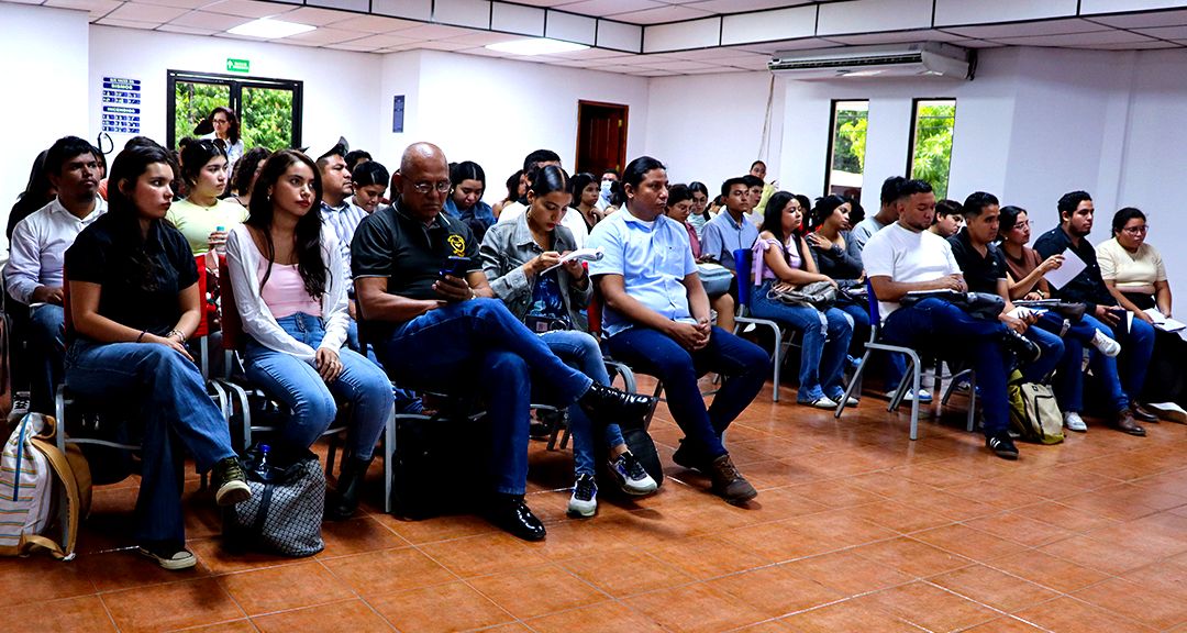 Conversatorio: principios del Vivir Bien y el Buen Vivir desde el diálogo de saberes aporta a la formación integral de los estudiantes