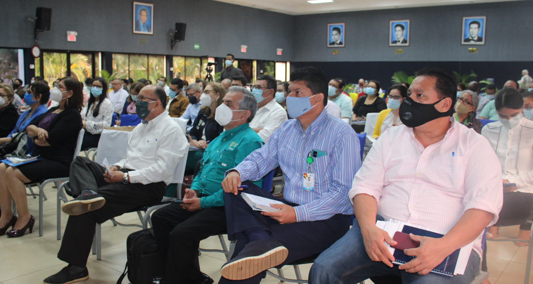 Asistentes a la presentación del Manual de Mínimos de Calidad.