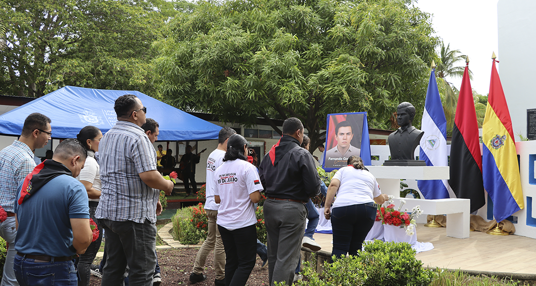 A 59 años de su tránsito a la inmortalidad, UNAN-Managua honra la memoria de Fernando Gordillo