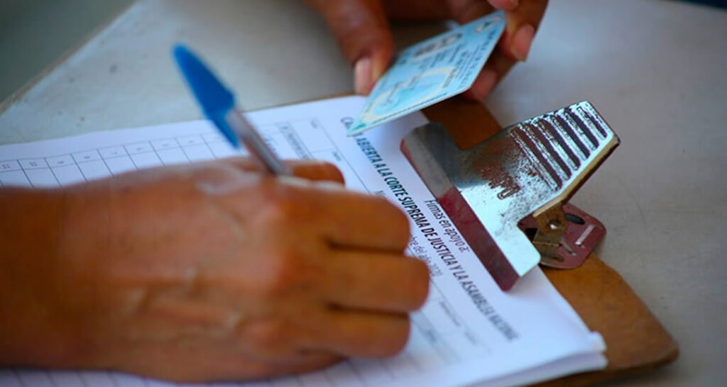 CEDMEB: Boletín informativo No.103