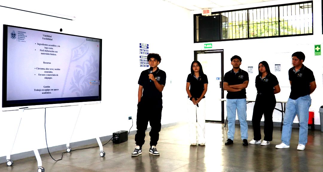 Presentan proyectos del V Concurso de Ideas Creativas e Innovadoras Carlos Martínez Rivas