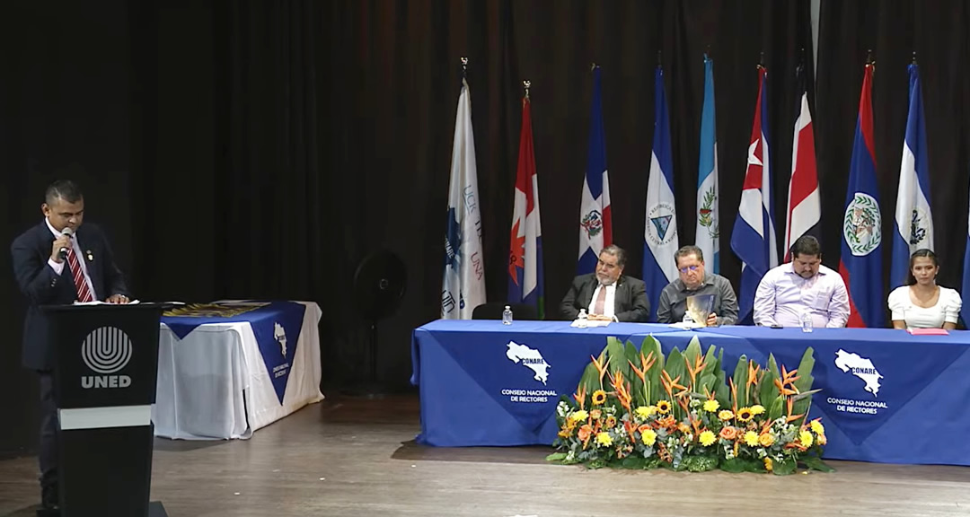 Acto virtual del CSUCA.
