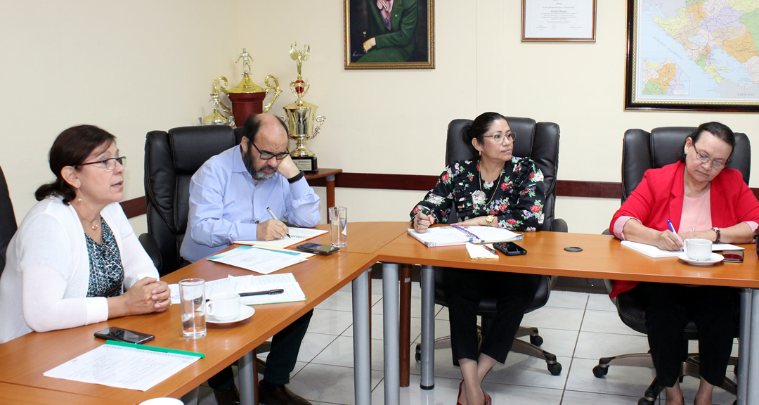 UNAN-Managua avanza en temas de Perfeccionamiento curricular y Plan de Desarrollo Institucional