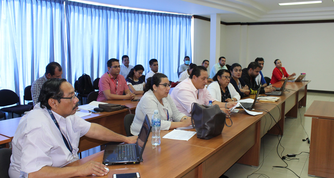 Extensión Universitaria presenta avances de sus proyectos