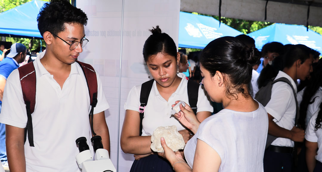 Estudiantes de centros educativos de la capital conocen proceso de ingreso 2024 de la UNAN-Managua