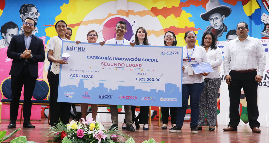 Premian a ganadores de competencias nacionales e internacionales de innovación