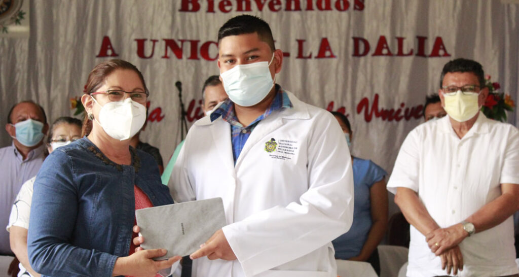 Protagonistas destacados de Universidad en el Campo reciben estímulo