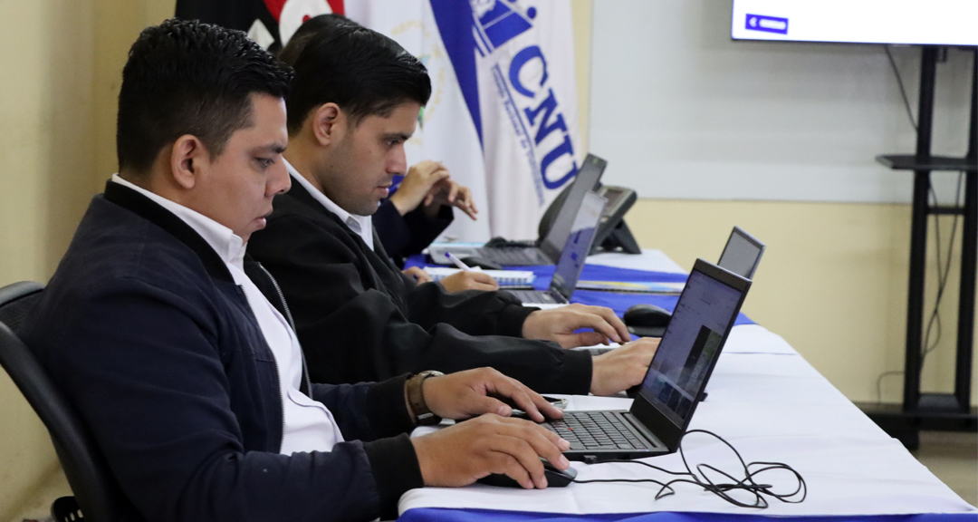 Prematrícula universitaria registra 23 mil aspirantes inscritos en la primera semana 8