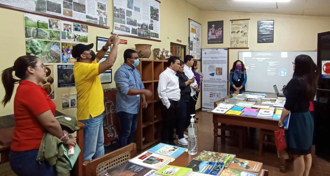 Recorrido por las instalaciones de la Facultad de Humanidades y Ciencias Jurídicas