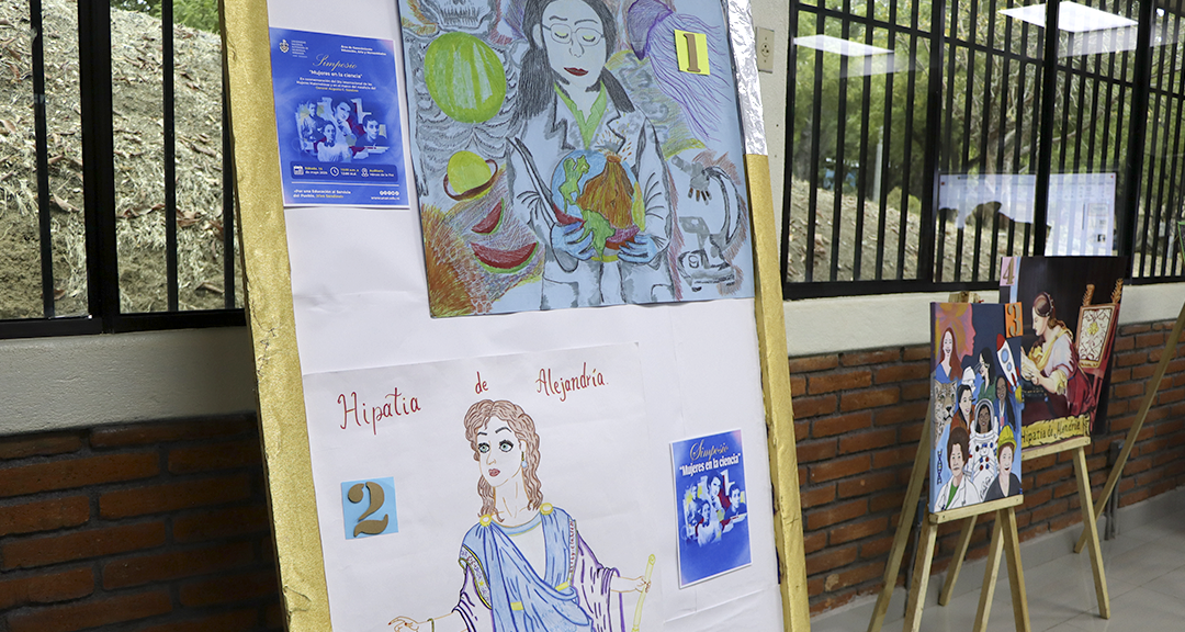 Simposio resalta el rol y aporte de las mujeres en la ciencia89