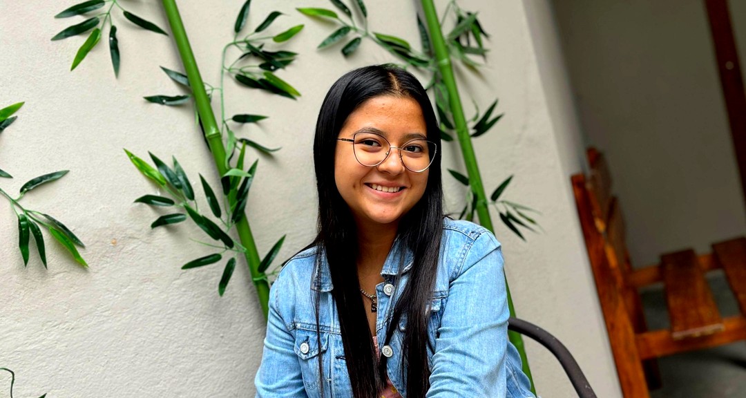 Sol Merari Portillo López, estudiante de Diseño Gráfico y Multimedia  