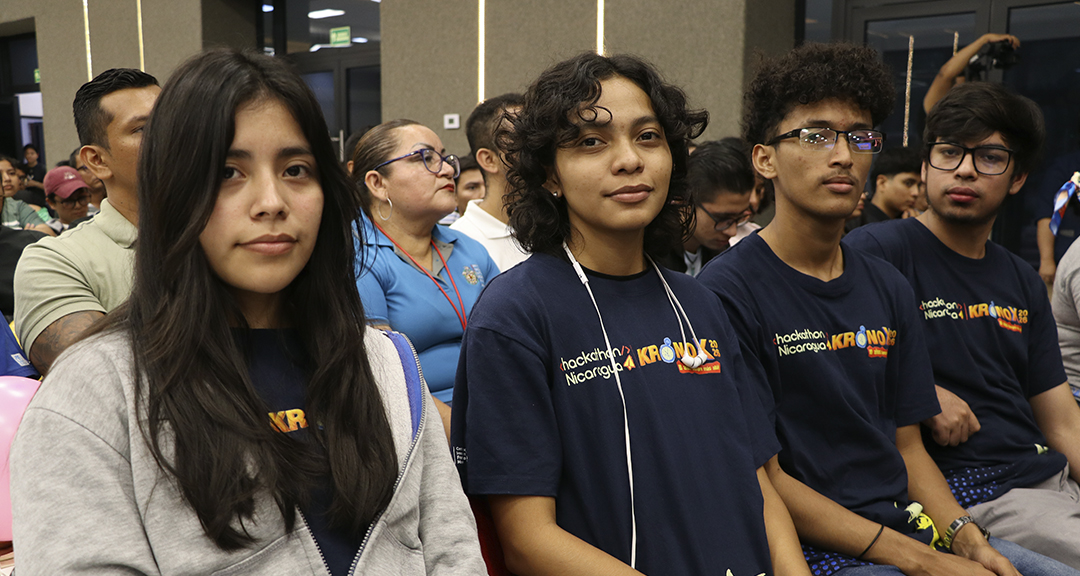 UNAN-Managua reconoce notable representación de sus equipos en el Hackathon Nicaragua Kronox (3)