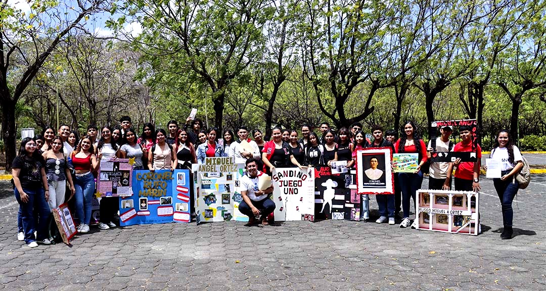 Cierre de la Feria Universitaria de Memoria Histórica, Identidad y Compromiso Revolucionario