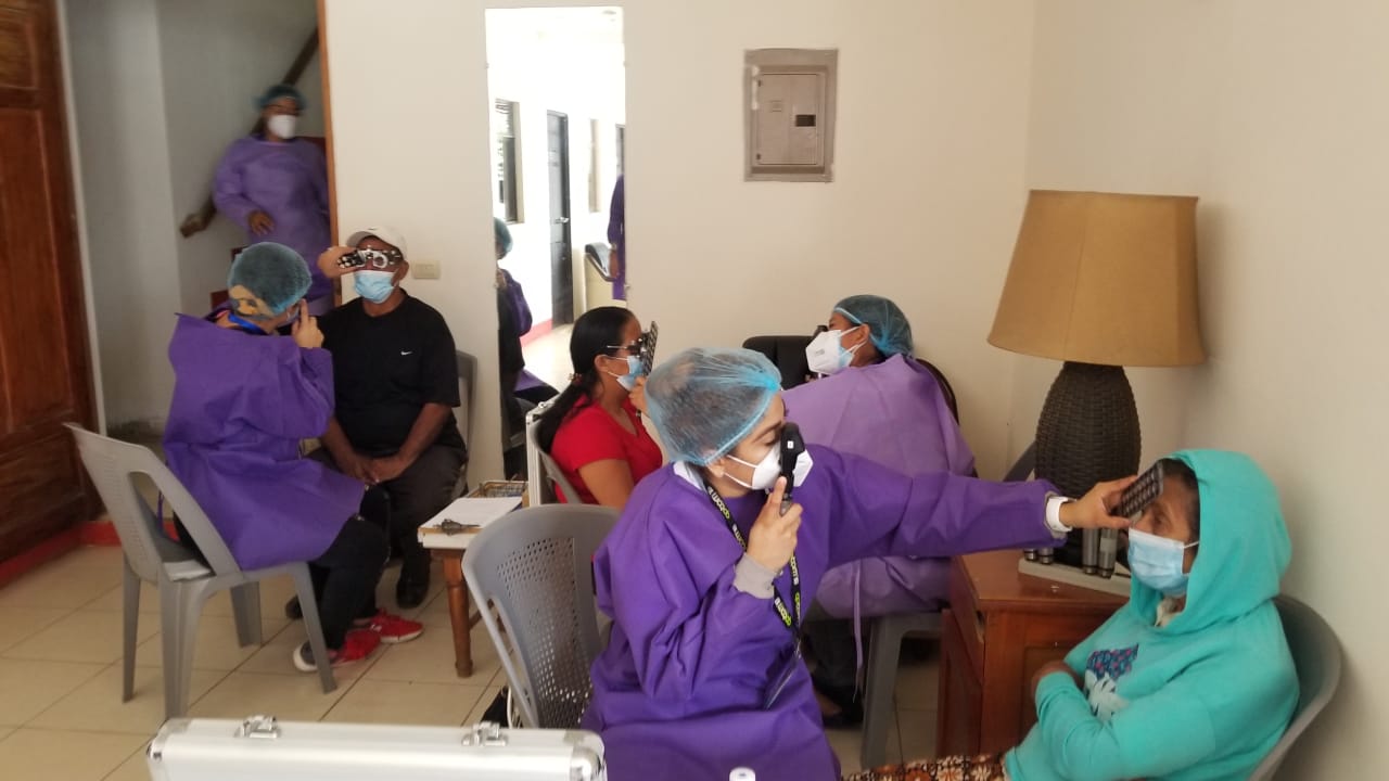 Optometristas realizan jornada de salud visual en San Juan de Río Coco