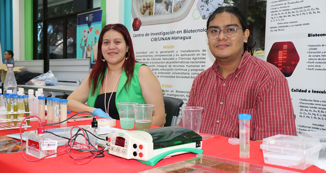 Juventud universitaria desarrolla jornada de la Ciencia con el lema «Explorando la vida»