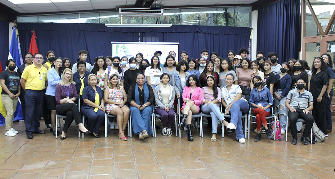 Semillas del Conocimiento, club dedicado a fomentar el hábito de la lectura para nutrir el intelecto