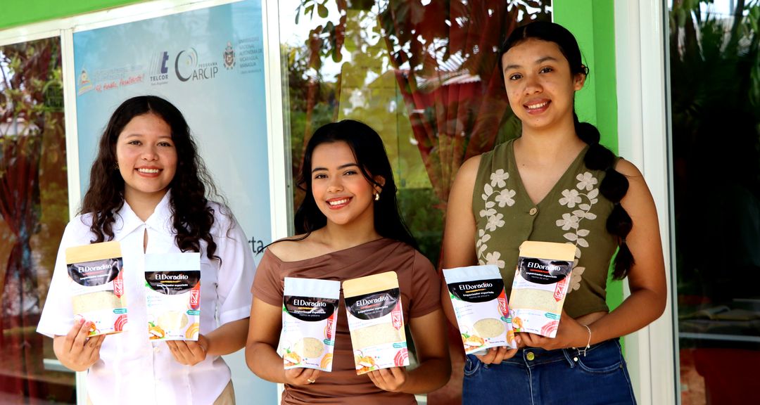 Universitarias promueven producto nutritivo, práctico e innovador