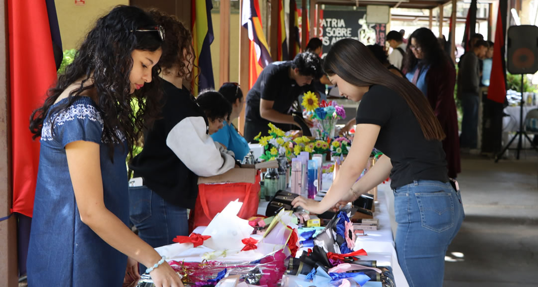 Candy Maryalice Fuentes Gómez: creatividad y emprendimiento con identidad propia